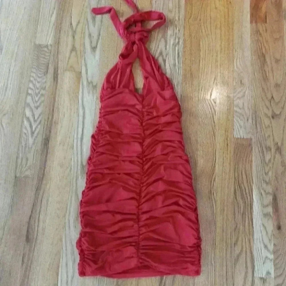 Beagimeg Red Ruched Haltered Dress - Picture 2 of 3